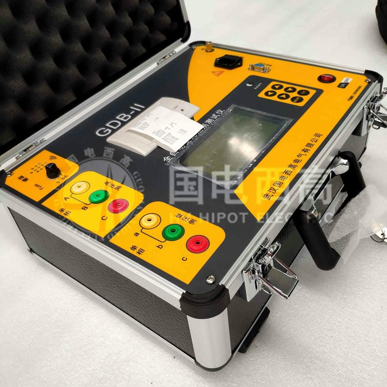 全自動變比組別測試儀主機左側(cè)