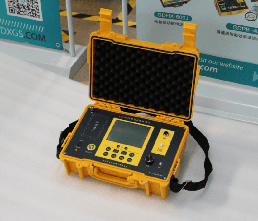 電力電纜故障定位儀實(shí)物圖