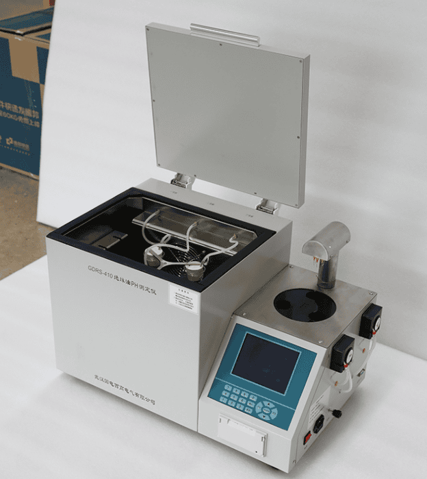 全自動(dòng)水溶性酸值測定儀實(shí)物圖