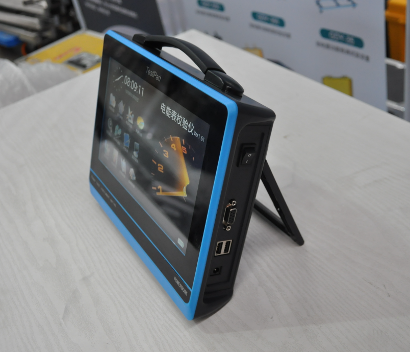 電能表現(xiàn)場(chǎng)校驗(yàn)系統(tǒng)實(shí)物圖